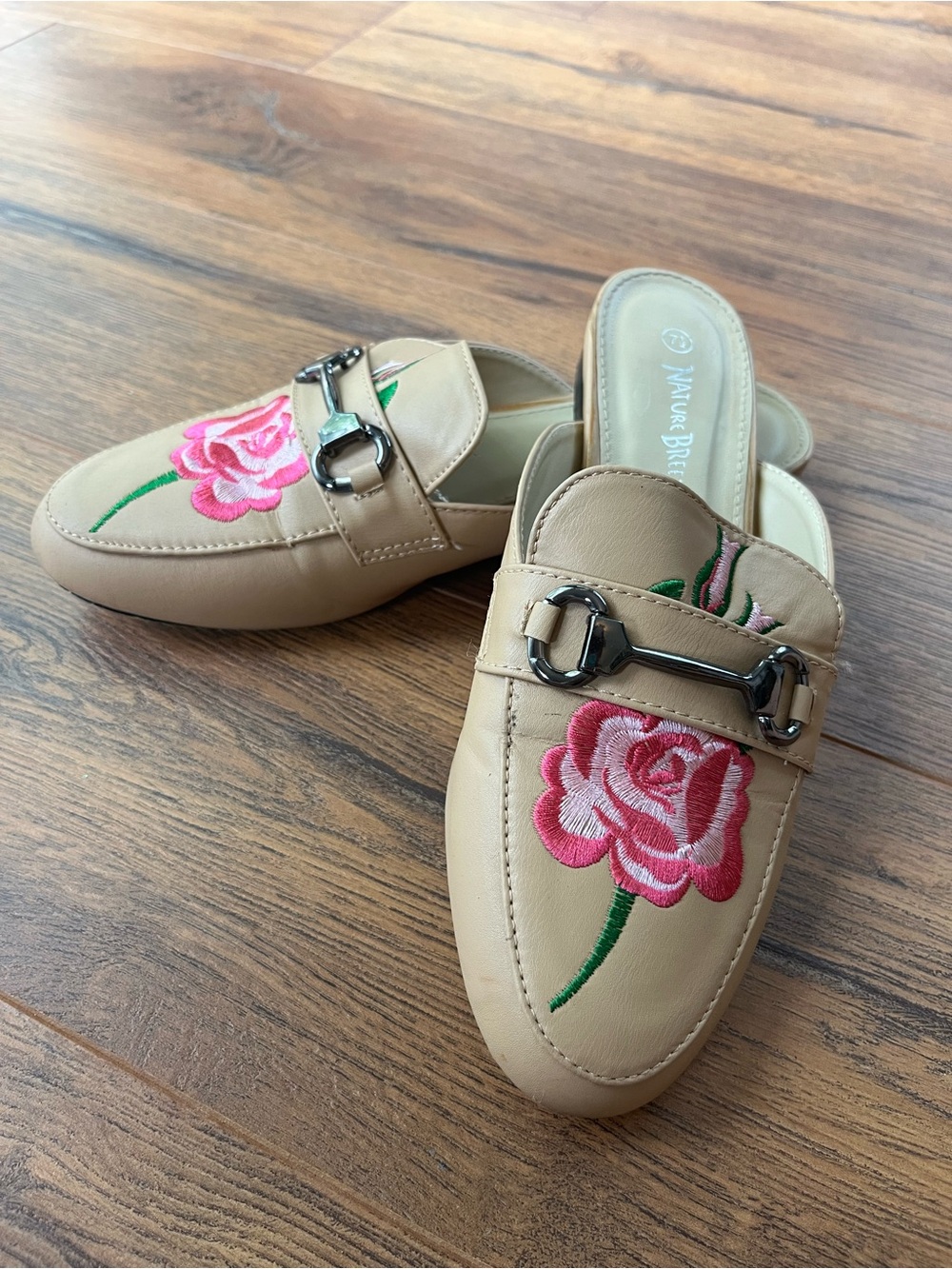 Embroidered Floral Slides